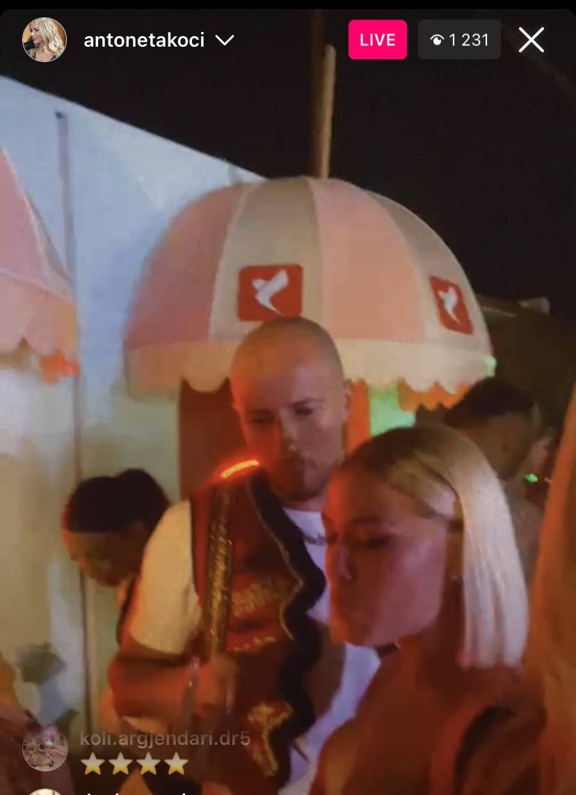 Ndizen sërish shkëndijat? Kristi dhe Kejsi pranë njëri tjetrit në festën e Big Brother 1 82E5B698 58B6 41FA A9B1 6FB88E3BFFA9
