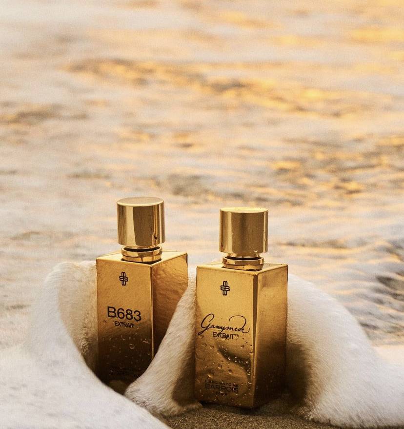 Rrethohuni me luks dhe aromë perfekte! Parfumet luksoze të Marc Antoine Barrois i gjeni vetëm në Maison de Parfum! 1 8572306D 901E 4F45 A453 3CB8A3952B62