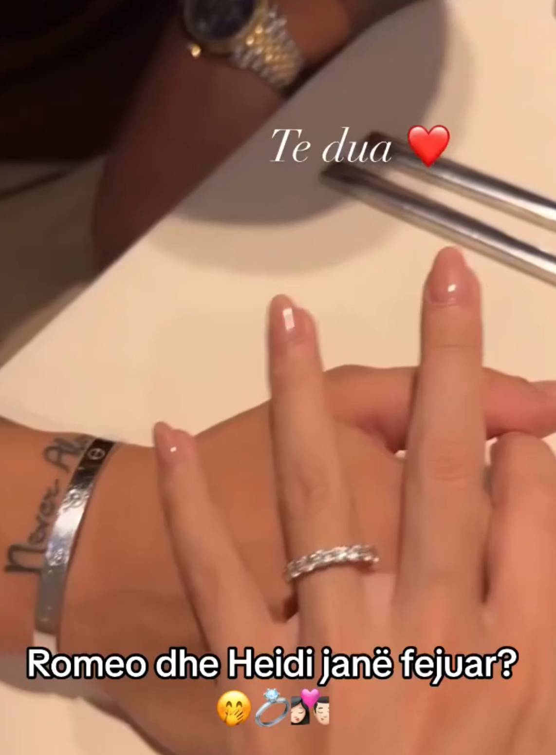 Mos vallë Heidi dhe Romeo sapo u fejuan në ditën e saj të lindjes? 1 IMG 6122