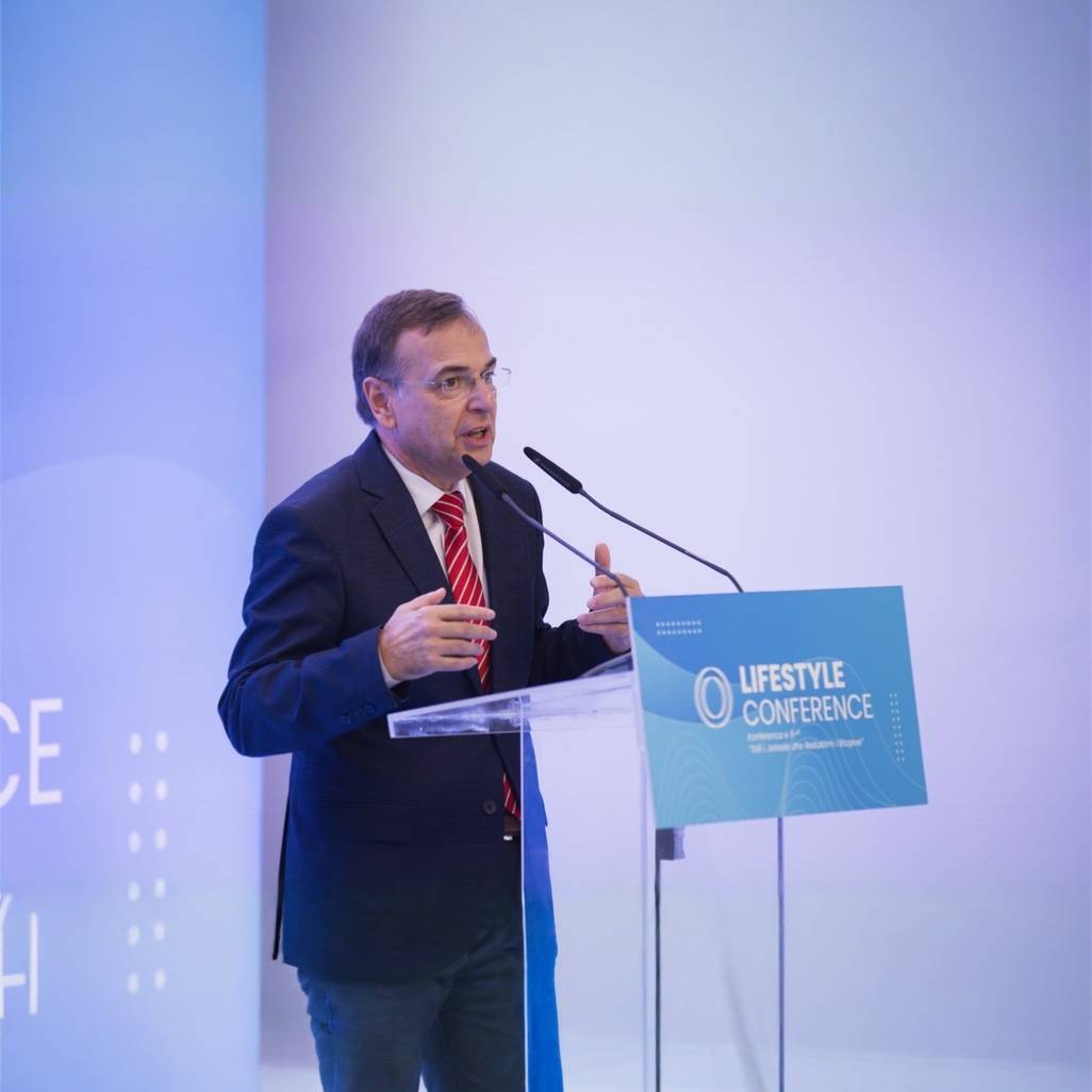 Stili i jetesës dhe reduktimi i risqeve në fokus të konferencës ’Lifestyle’! Ekspertët prezantojnë qasjet për reduktimin e dëmit 3 ISIMG 777546