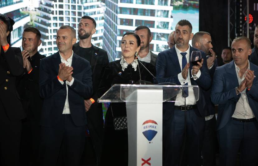 Kujt duhet t’ja besoni shit-blerjen e pronave tuaja? Për këtë ka vetëm një emër:Remax Inifinity +. Mes suksesit feston 10 vjetorin e përkushtimit ndaj klienteve 4 79EC4FBC C2B5 456D 9470 798053FCA0BB