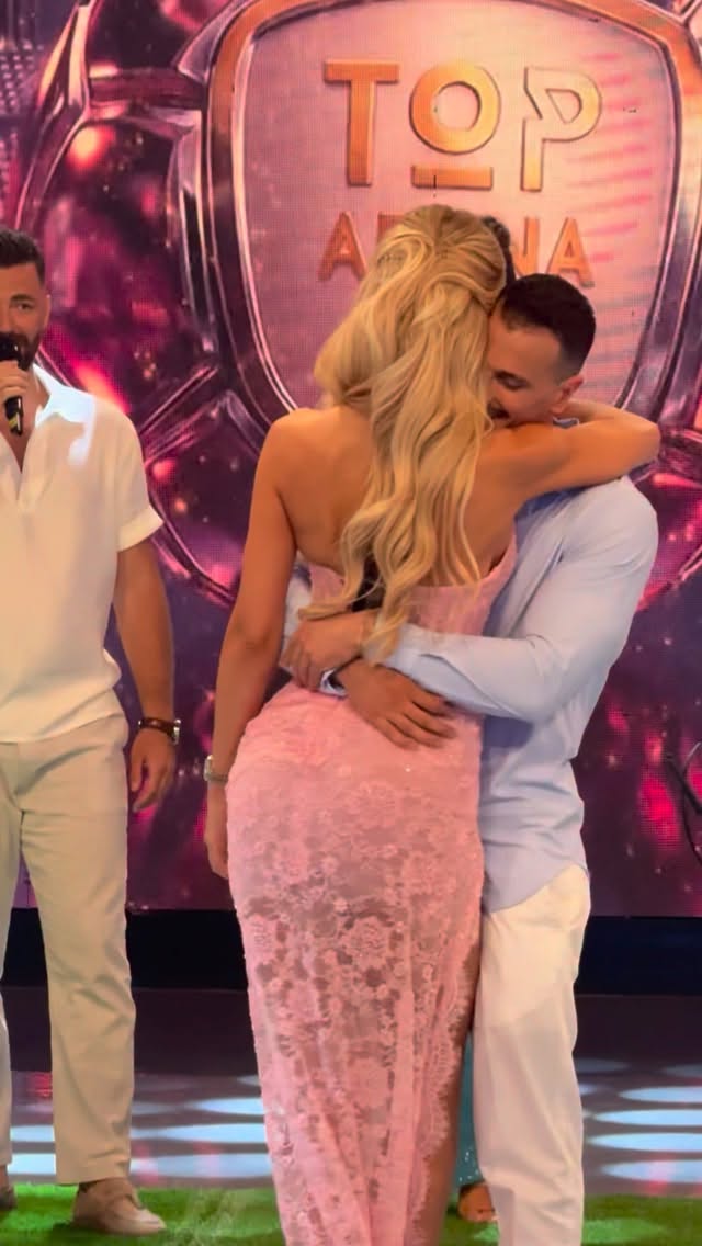 Pas përqafimit live, Mateo publikon foton romantike me Brikenën 2 IMG 7678